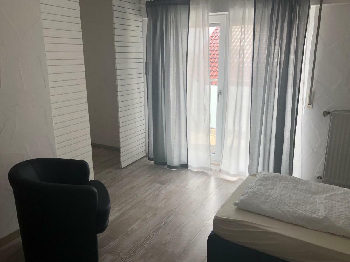 Gaestehaus Savo 뉘르부르크 외부 사진